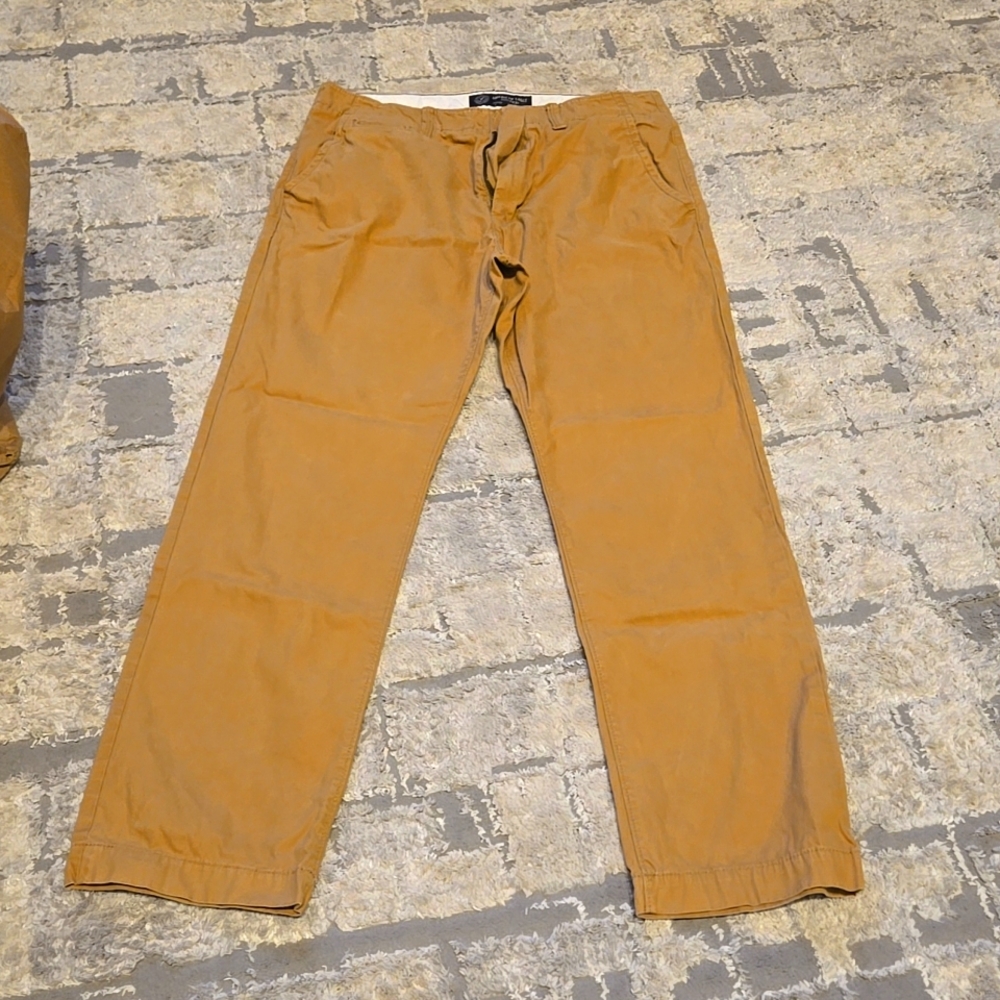-Mens kakhi